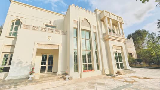 4 Bedroom Villa for Rent in Jumeirah Islands, Dubai - Unfurnished | Park Backing | Large Plot | Vacant