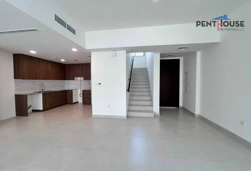 位于城市广场，马哈联排别墅 3 卧室的联排别墅 170000 AED - 12286221