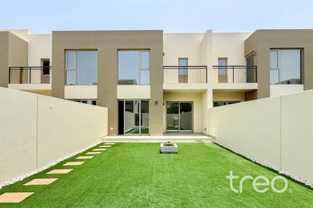 3 Bedroom Townhouse for Rent in Arabian Ranches 2, Dubai - Vacant | Large Landscaped Plot | Single Row