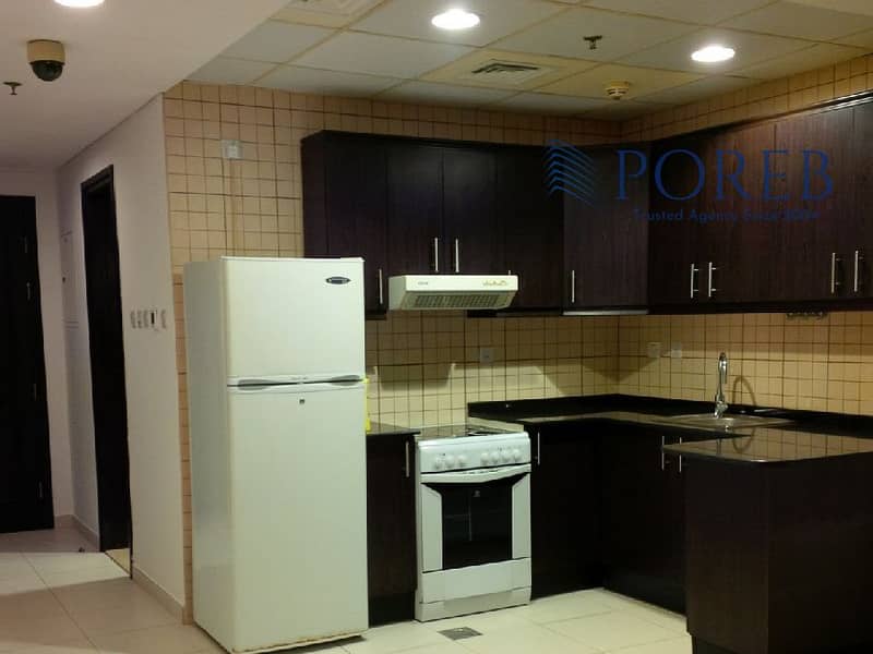 5 KITCHEN. jpg