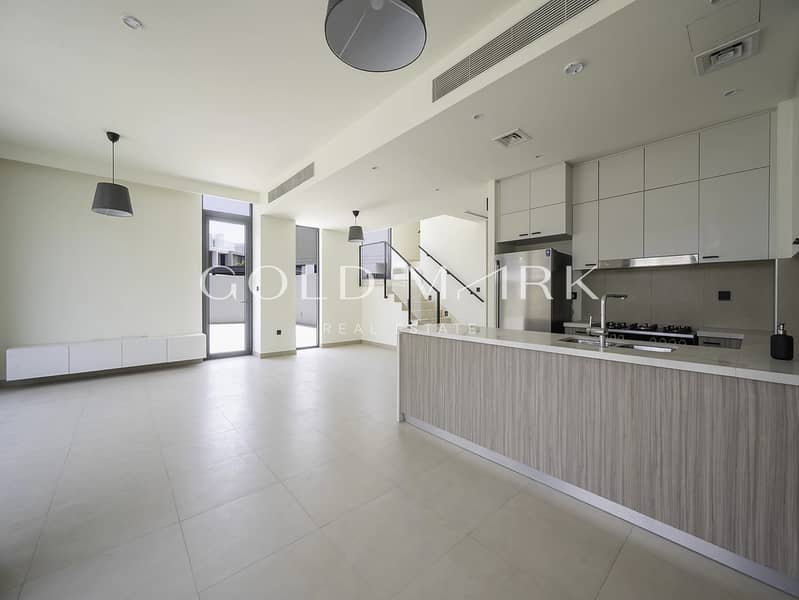 位于迪拜山庄,高尔夫树园社区 3 卧室的别墅 390000 AED - 12285290 位于迪拜山庄,高尔夫树园社区 3 卧室的别墅 390000 AED - 12285290