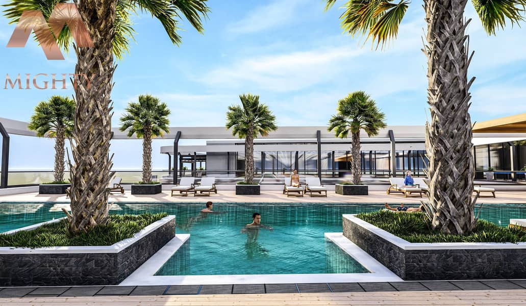 25 swimming pool. jpg