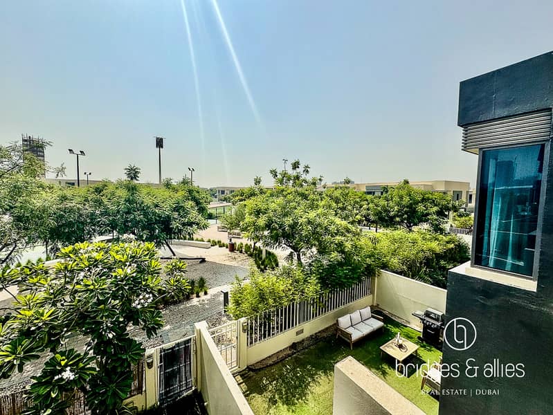 位于迪拜山庄,枫叶社区,枫叶1号公寓 4 卧室的别墅 280000 AED - 12287636 位于迪拜山庄,枫叶社区,枫叶1号公寓 4 卧室的别墅 280000 AED - 12287636