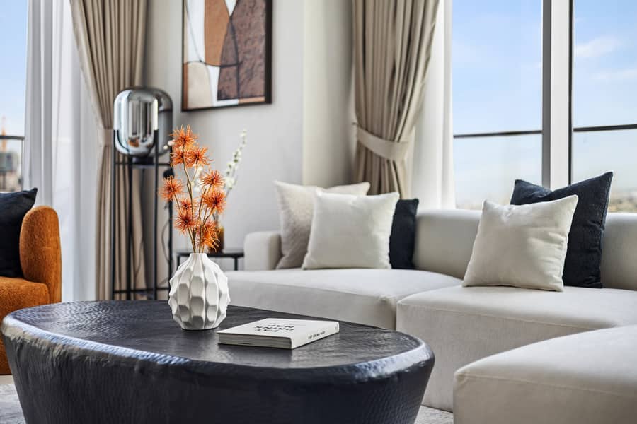 Luxury 2 BR + Maidsroom | Burj Khalifa City View and Canal View - Image 22