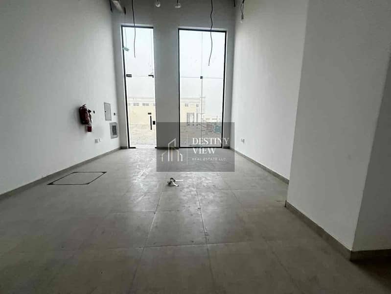 7 3ef4ee26-7d77-4810-9d5e-4ebb93817239. jpg