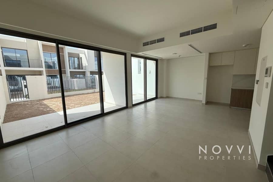 位于山谷小区，塔利亚别墅区 3 卧室的联排别墅 150000 AED - 11426471