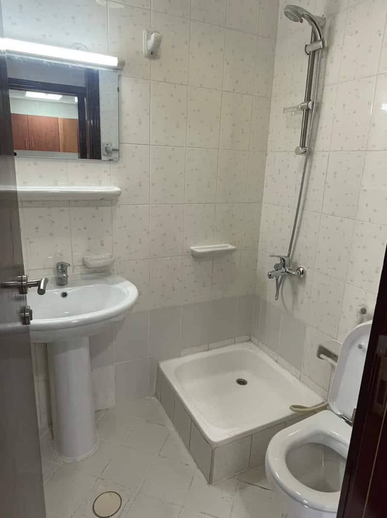 9 RUSSIA 1 BED ROOM 8. jpg