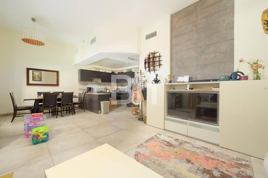 Spacious Rare Duplex | Vacant November