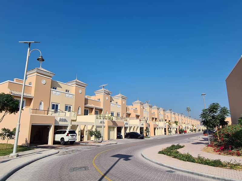 位于迪拜体育城,胜利山庄,马贝拉小镇 4 卧室的联排别墅 4850000 AED - 12291148 位于迪拜体育城,胜利山庄,马贝拉小镇 4 卧室的联排别墅 4850000 AED - 12291148