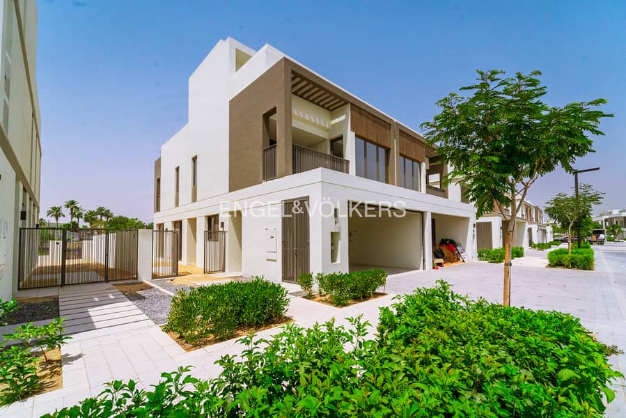 位于蒂拉尔阿尔加夫综合社区,奥拉别墅区 4 卧室的别墅 6600000 AED - 12291191 位于蒂拉尔阿尔加夫综合社区,奥拉别墅区 4 卧室的别墅 6600000 AED - 12291191