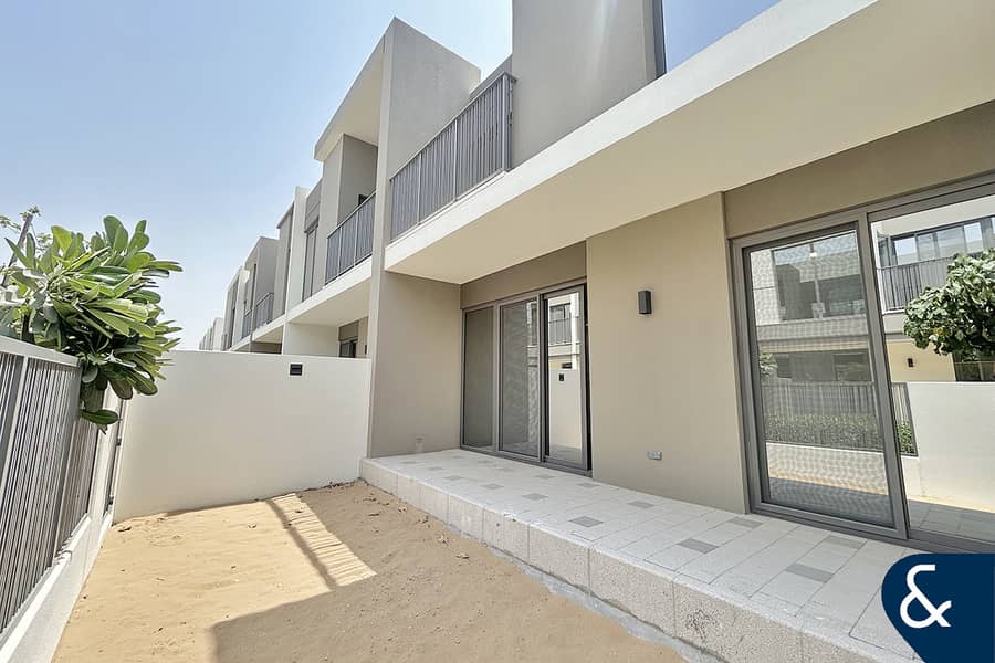 位于蒂拉尔阿尔加夫综合社区,奥拉别墅区 3 卧室的别墅 300000 AED - 12291254 位于蒂拉尔阿尔加夫综合社区,奥拉别墅区 3 卧室的别墅 300000 AED - 12291254