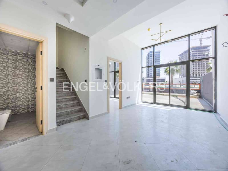 Vacant | Private Villa Feeling | Huge Terrace