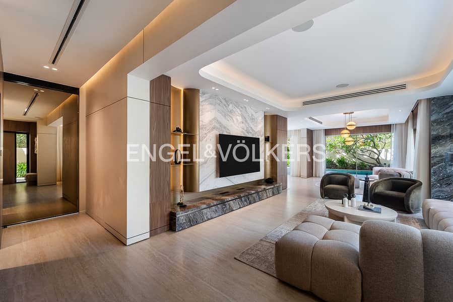 位于阿拉伯牧场社区,阿尔马赫拉 5 卧室的别墅 18500000 AED - 12292030 位于阿拉伯牧场社区,阿尔马赫拉 5 卧室的别墅 18500000 AED - 12292030