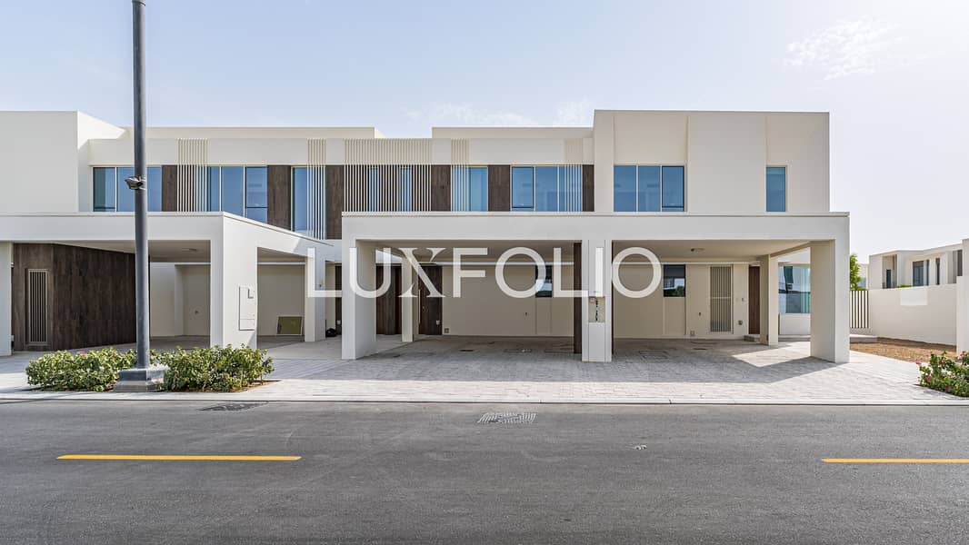 位于山谷小区,塔利亚别墅区 4 卧室的联排别墅 3450000 AED - 12292283 位于山谷小区,塔利亚别墅区 4 卧室的联排别墅 3450000 AED - 12292283