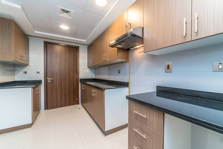 8 Al Ghurair 101 (1BR)-25. jpg