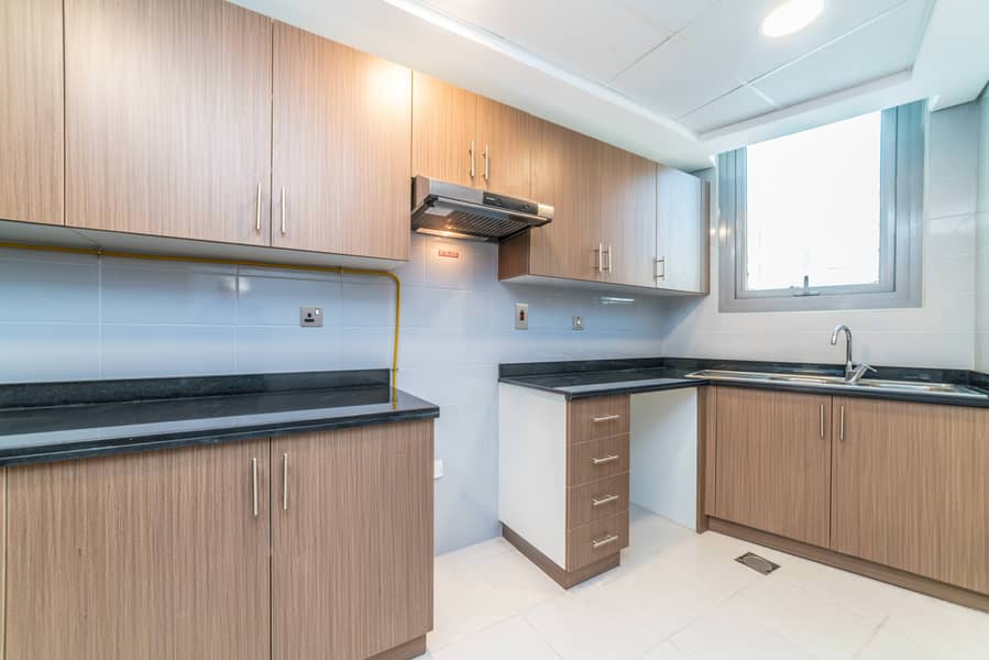 9 Al Ghurair 101 (1BR)-26. jpg