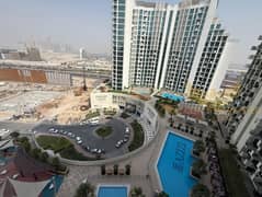 Modern 1-Bedroom Apartment | Balcony | Creek View