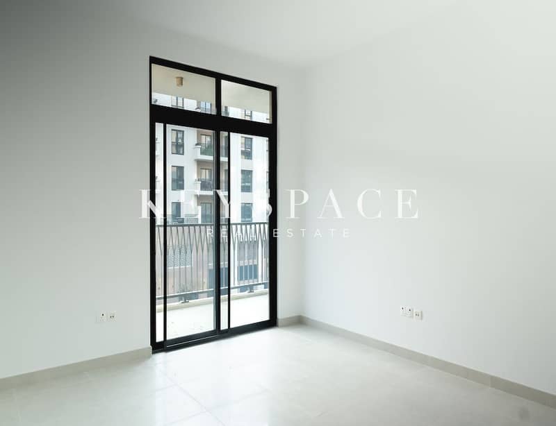 3 Azure 107  Maryam Island-1 copy. JPG
