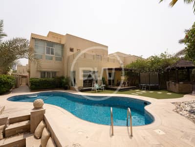 5 Bedroom Villa for Sale in The Meadows, Dubai - LARGE 5 BEDROOM | READY TO MOVE IN | UPGRADED
