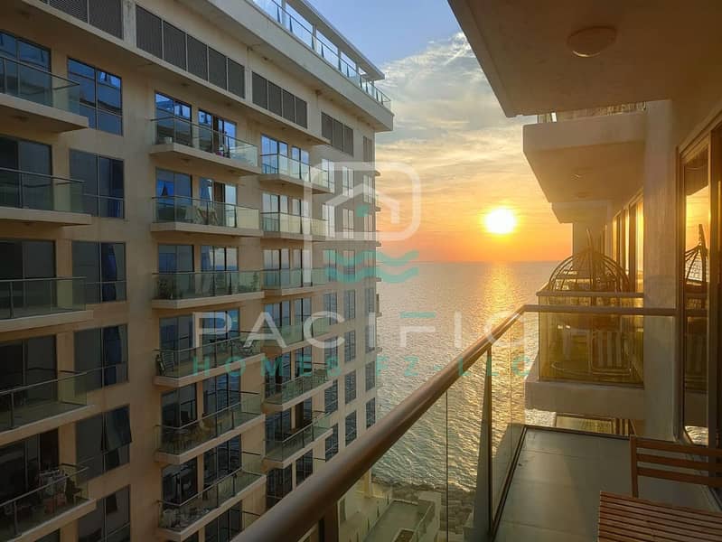 STUNNING VIEWS / STUDIO/ UNFURNISHED/ MODERN AMENITIES STUNNING VIEWS / STUDIO/ UNFURNISHED/ MODERN AMENITIES