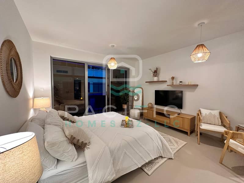 LUXURY FINISHING|FULLY FURNISHED|STUDIO|STUNNING VIEW