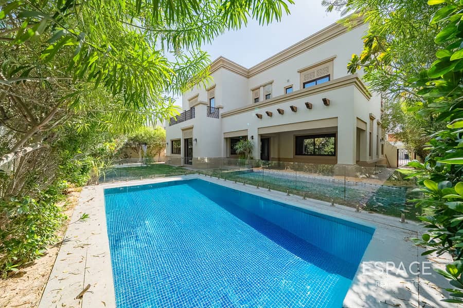 位于阿拉伯牧场2号,雅思敏社区 6 卧室的别墅 700000 AED - 12295807 位于阿拉伯牧场2号,雅思敏社区 6 卧室的别墅 700000 AED - 12295807