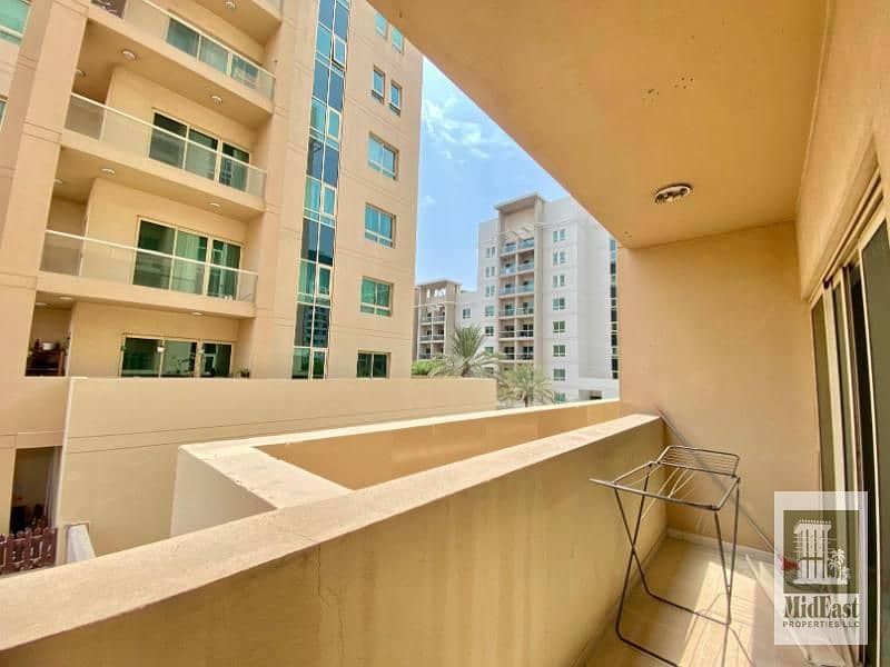 15 Balcony. jpg