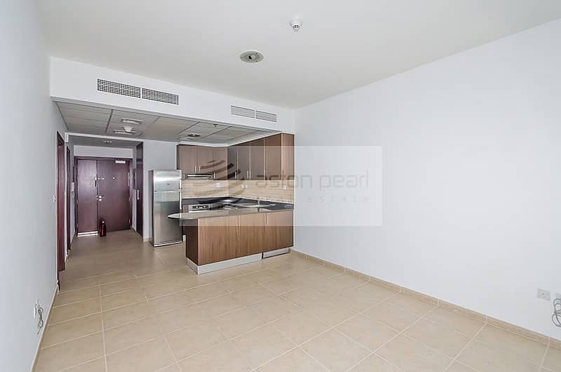 1 BR - Fully Fitted Kitchen- Marina View