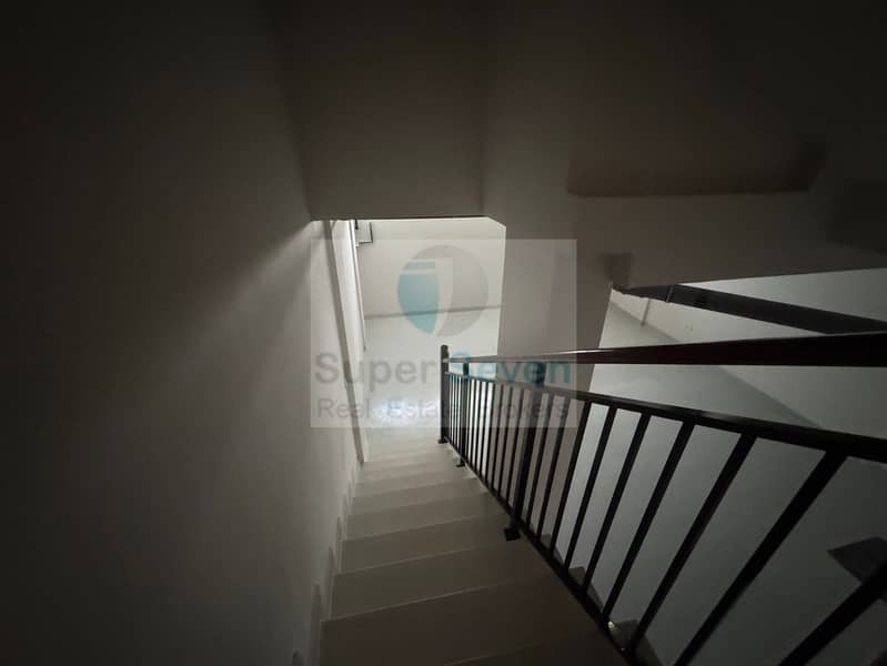 21 Pics Victoria 3BR Villa 336 D2 (20). jpg