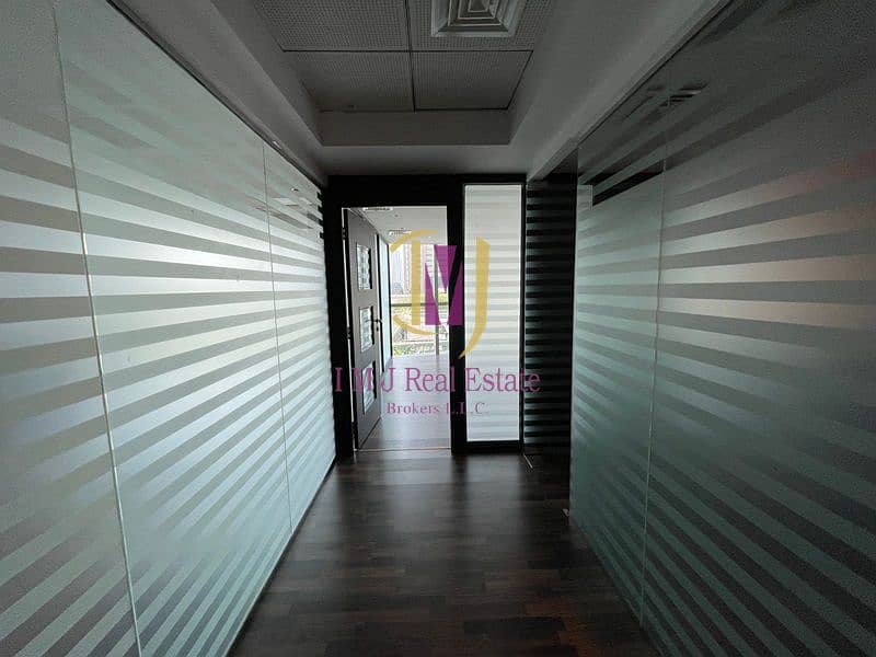 15 bda12a5c-82ce-4bcd-90e1-2c87c6e251e2. jpg