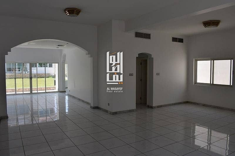 Near Beach | Spacious 4 Bed+Maid's S/Pool... Near Beach | Spacious 4 Bed+Maid's S/Pool...