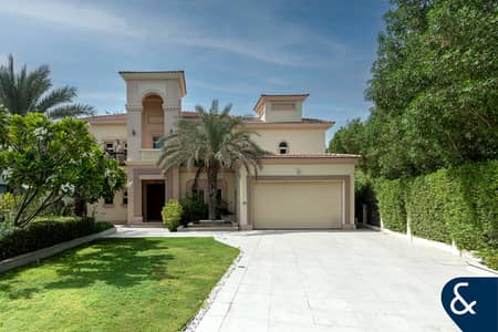 4 Bedroom Villa for Sale in Jumeirah Islands, Dubai - Exclusive | Amazing Lake View | Extended Plot