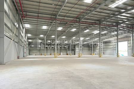 Warehouse for Rent in Jebel Ali, Dubai - Warehouse | Full Sprinkler System