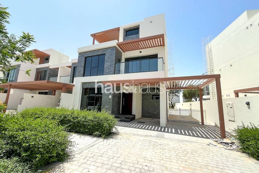 位于达马克山庄,银色温泉别墅区 6 卧室的联排别墅 7500000 AED - 12297943 位于达马克山庄,银色温泉别墅区 6 卧室的联排别墅 7500000 AED - 12297943