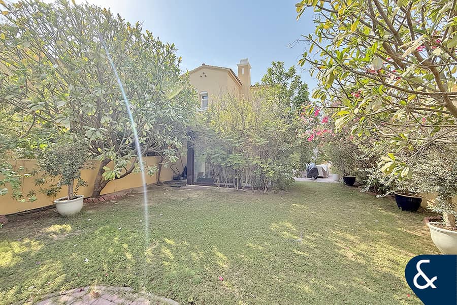 Vacant August| Extended | Quiet plot |