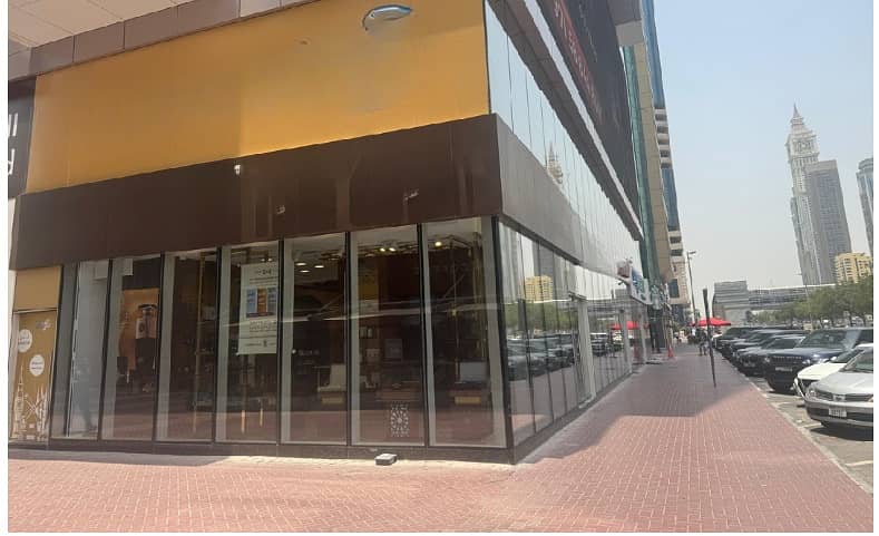 6 shops6. jpg