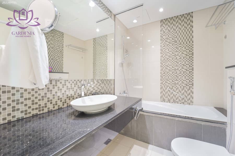 4 Bath 2 1. jpg