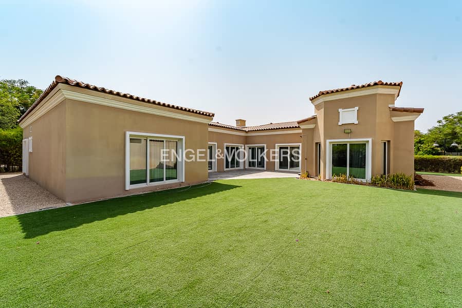位于绿意小区,绿意小区西 4 卧室的别墅 7400000 AED - 12291199 位于绿意小区,绿意小区西 4 卧室的别墅 7400000 AED - 12291199
