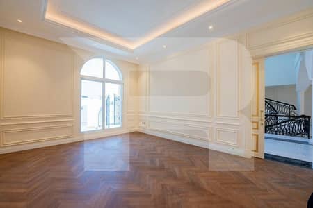 8 Bedroom Villa for Sale in Al Wasl, Dubai - Luxurious | Private Pool and Burj Views