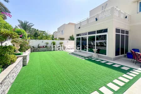 4 Bedroom Villa for Rent in The Meadows, Dubai - Upgraded and Extended | Type 2 | Well Maintained