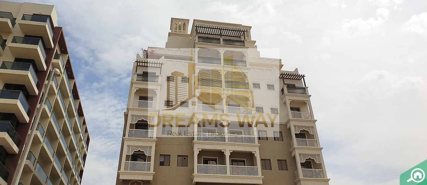 Dragon_Views_Apartments_Cover_21_10_0605e337d3_df7bfcebe0. jpg
