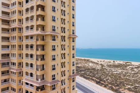 2 Bedroom Flat for Sale in Al Hamra Village, Ras Al Khaimah - 2 Bedroom Lagoon Views - for Sale in Al Hamra Village Ras Al Khaimah