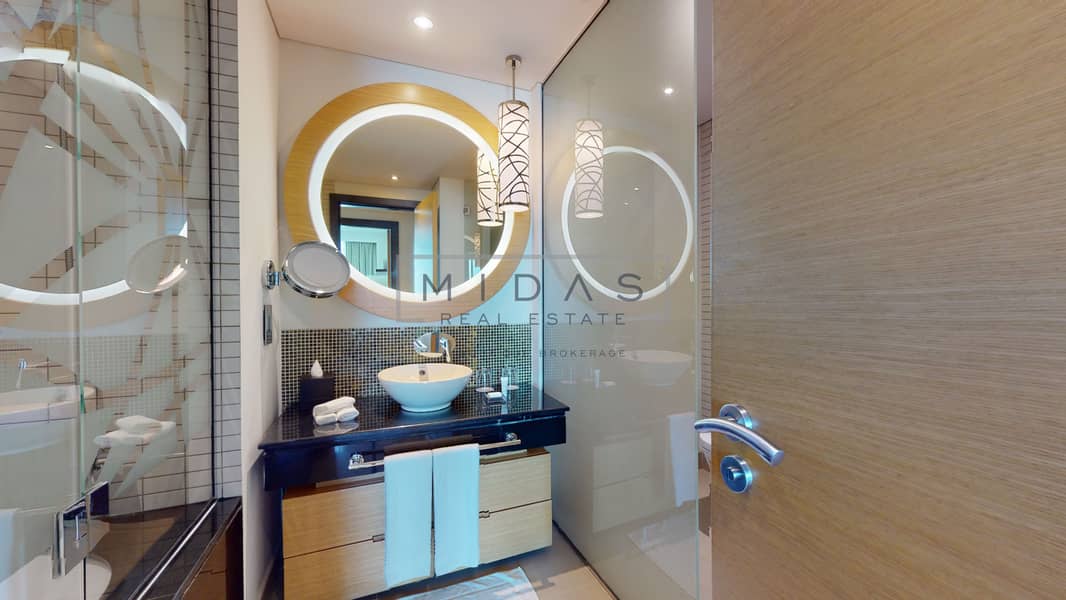 7 MEA AL JADDAF - 2BR _ MASTER BATHROOM _ PHOTO 2. jpg