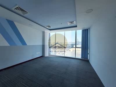 مکتب  للايجار في ديرة، دبي - IMG-20240604-WA0025. jpg