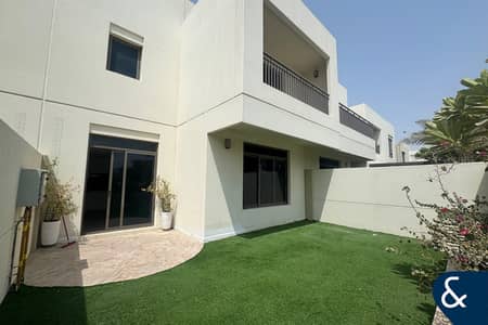 3 Bedroom Villa for Rent in Town Square, Dubai - Single Row | Landscaped | Close To Amenities