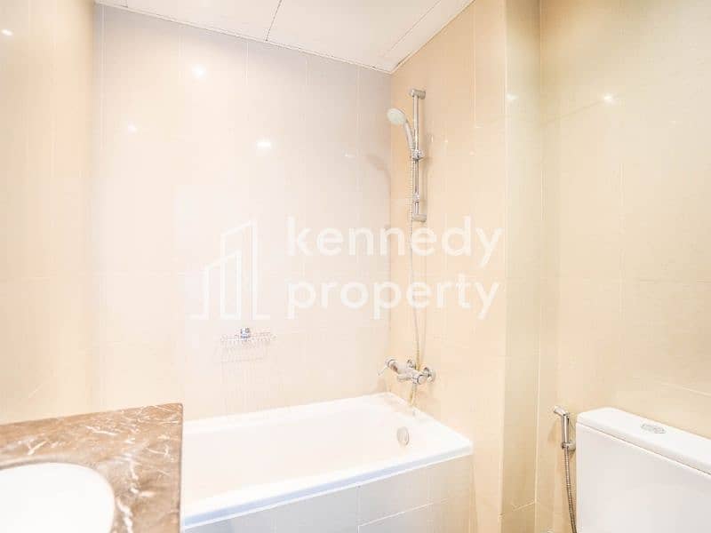 9 9. Kennedy Property Rentals Sky Tower. jpg