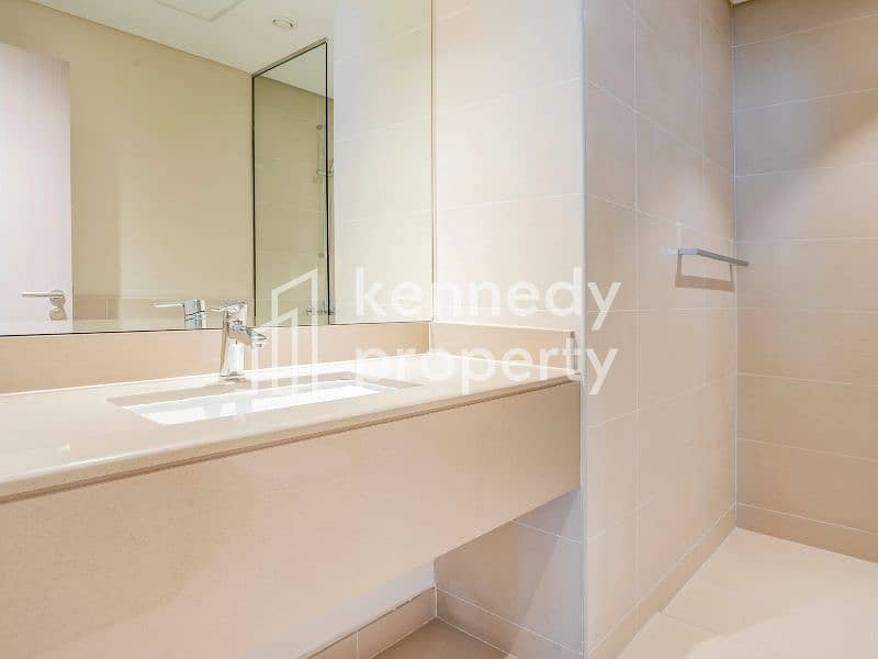 12 12. -Kennedy-Property-Rentals-Waters-Edge-6. jpg