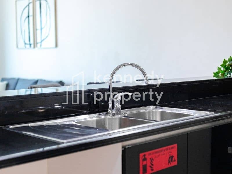 Spacious Layout | City View | Great Location - Image 17