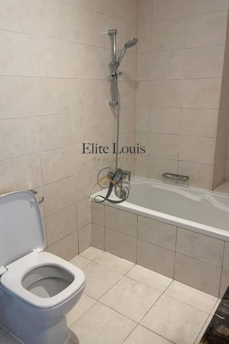 12 3. jpg