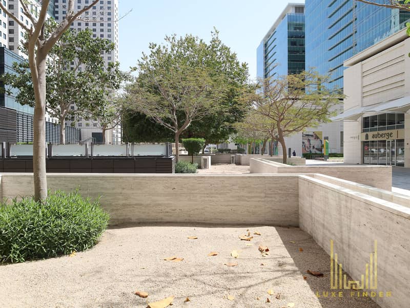 8 Park 1.3. jpg